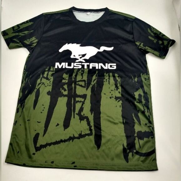 Ford Mustang Muscle Car T Shirt Top Men's SZ Med NWOT - Picture 1 of 9